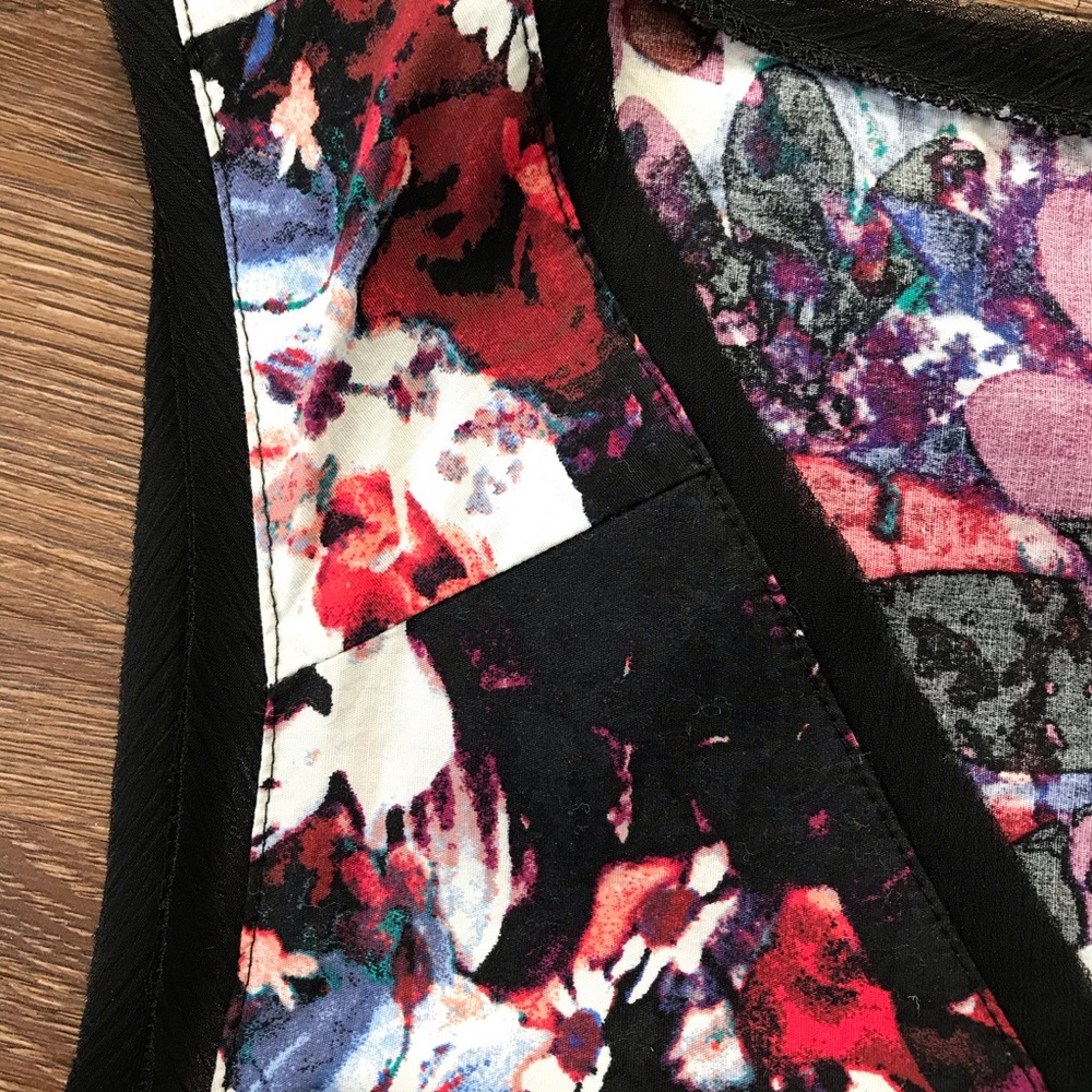 Watercolor Floral Dress - Picture 4 of 5